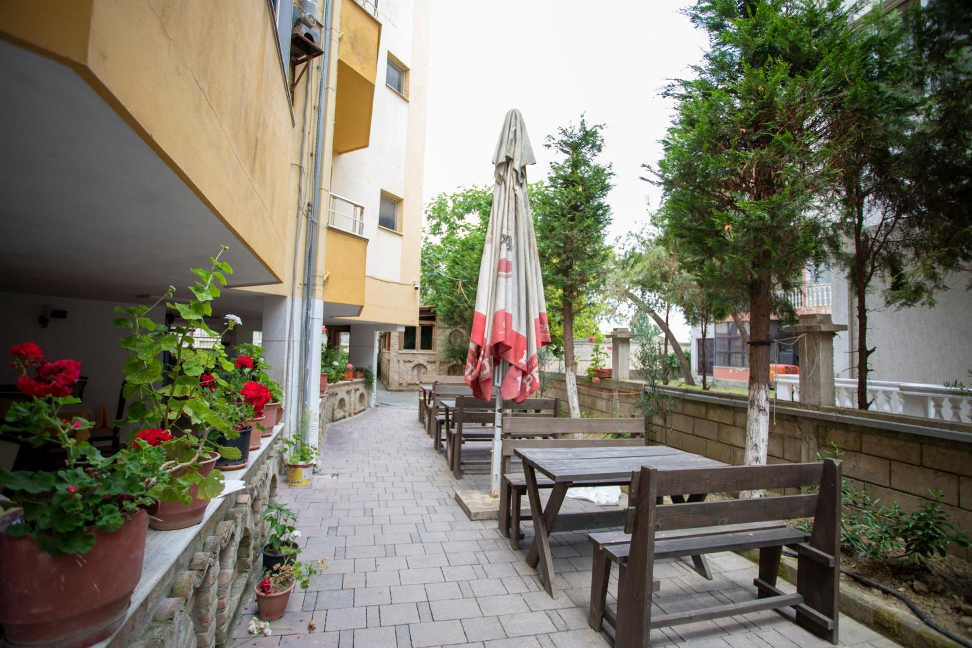 Hotel Sunrise Golem  Eksteriør billede